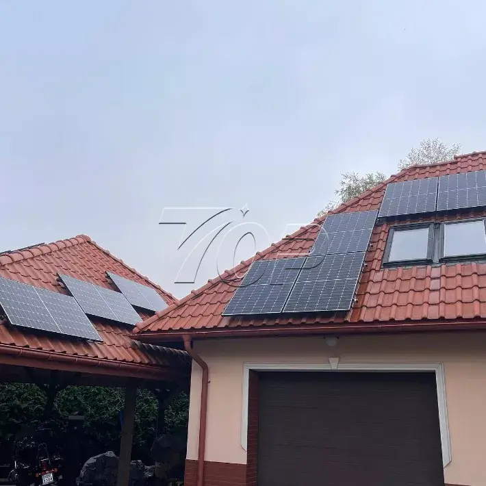 Sončni nosilec strehe ploščice